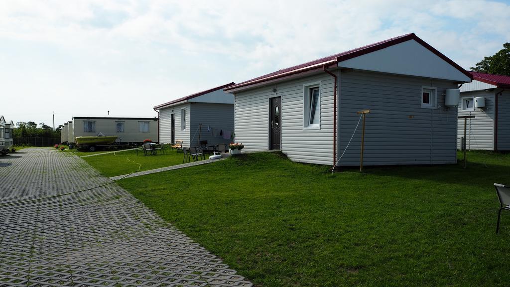 Cuma Camp Villa Sarbinowo Exterior photo